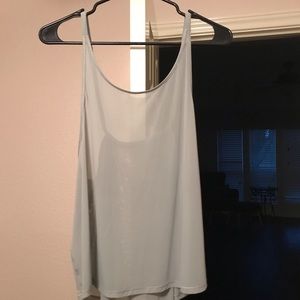 BLACK FRIDAY DEALS Lululemon tank w/sinch back. 6